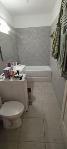 Ilfov, Bragadiru,  Garsoniera cu balcon 42mp,